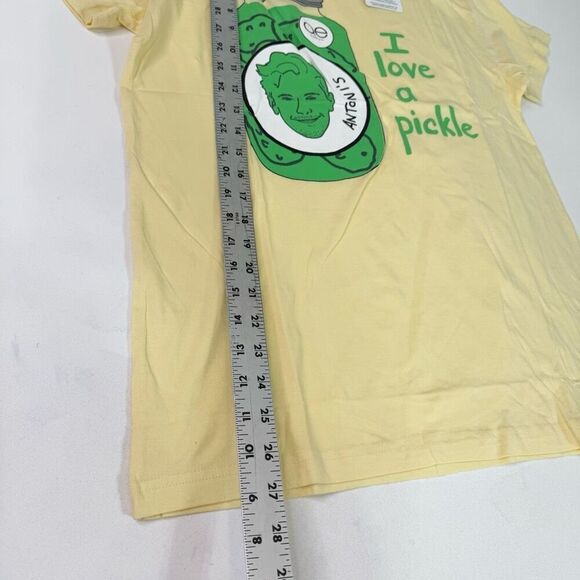 Queer Eye Tee Shirt Mens Small I love A Picklew LGBTQ Pride Yellow Top New - Picture 5 of 8